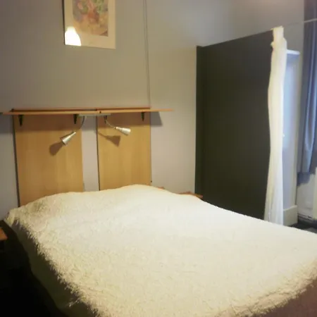 Hotel De Liege 2*